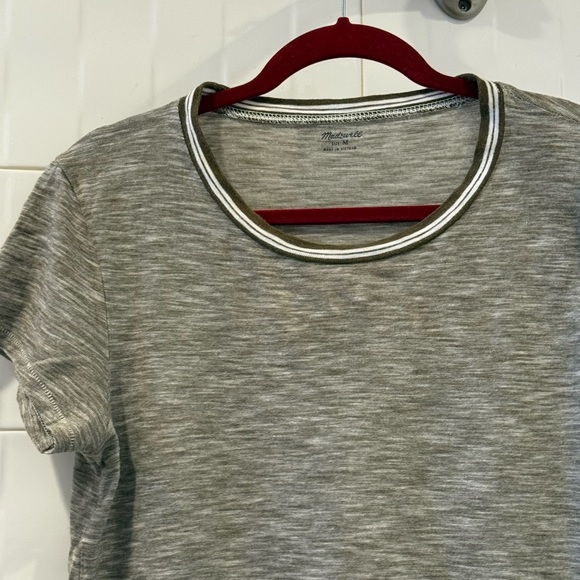 Madewell Cotton Whisper Tee Green Stripes, Classic T-Shirt, Medium - Picture 5 of 5